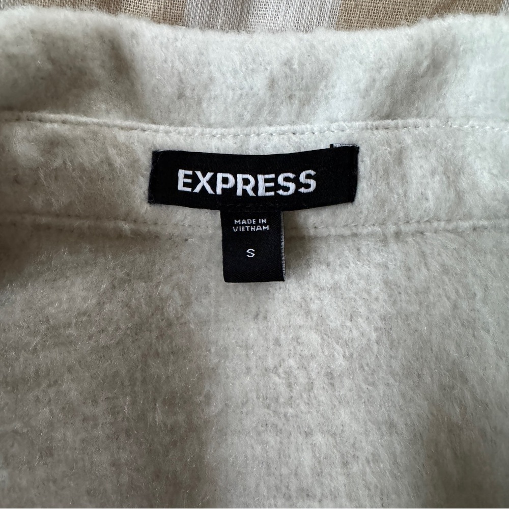 Express Cream Eyelet Ruffle Shacket | Romantic Spring Layer - Picture 4 of 6